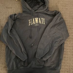 Brandy Melville sweatshirt